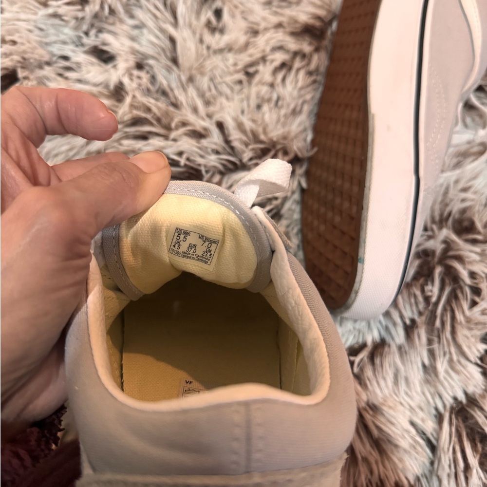 Grey Vans - Picture 4 of 5